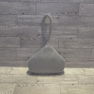 Jessica McClintock Staci Metal Silver Snap Puch Evening Wristlet Bag